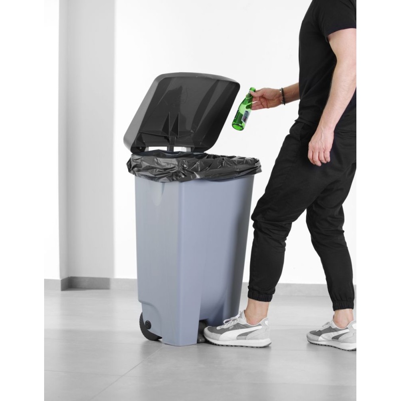 Prügikonteineri kaas, must