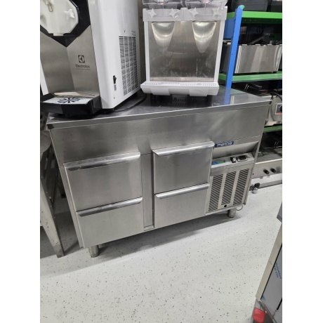 KÜLMTÖÖLAUD METOS 