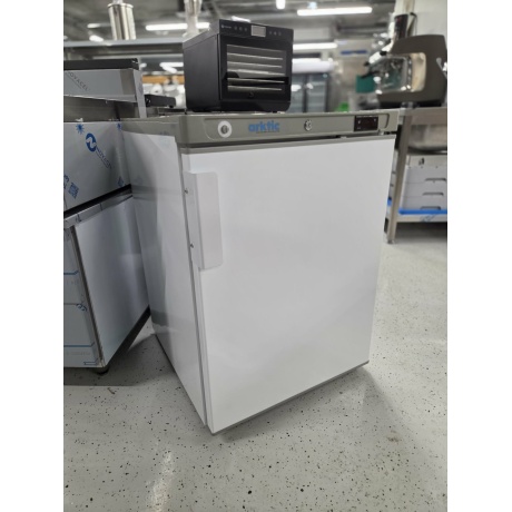 REFRIGERATOR 100L WHITE ARKTIC