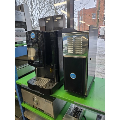 TÄISAUTOMAATNE KOHVIMASIN + PIIMAJAHUTI