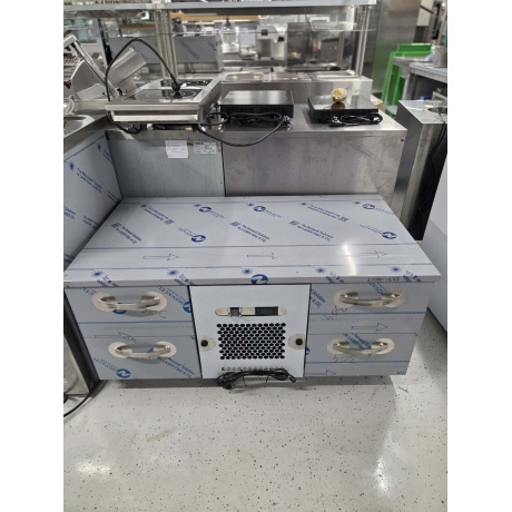  KÜLMSAHTLIKAPP GRILLILE GSK-1204