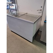 Deep freezer