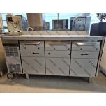 Külmlaud ustega Electrolux