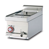 Fryer singlephase - Tank capacity 10 Lst. cm. 22x35x23h - Sieve and lid for pan - Basket cm. 20x30x10h - Production 8 kg/hr