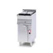 Gas fryer 13 lts - Bowl cm. 32,5x31,5x36h - 1 basket cm. 30x27,5x12h. Sieve and lid for pan. - Drip tray with sieve. Production: 10 kg/h