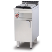 Fryer threephase 13 lts - Bowl cm. 24x35x38h - 1 basket cm. 21x30x12h. Sieve and lid for pan. Drip tray with sieve. Production: 10 kg/h (included 1 Head end filler strip mod.TPA-7)